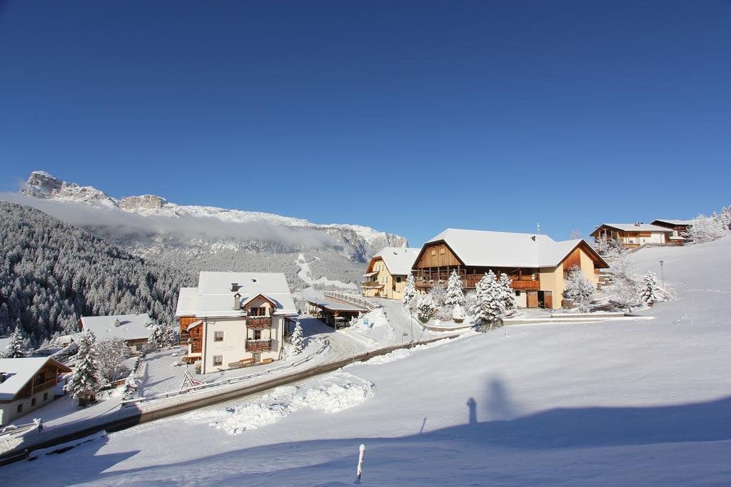 Taela Apartments San Cassiano  Kültér fotó