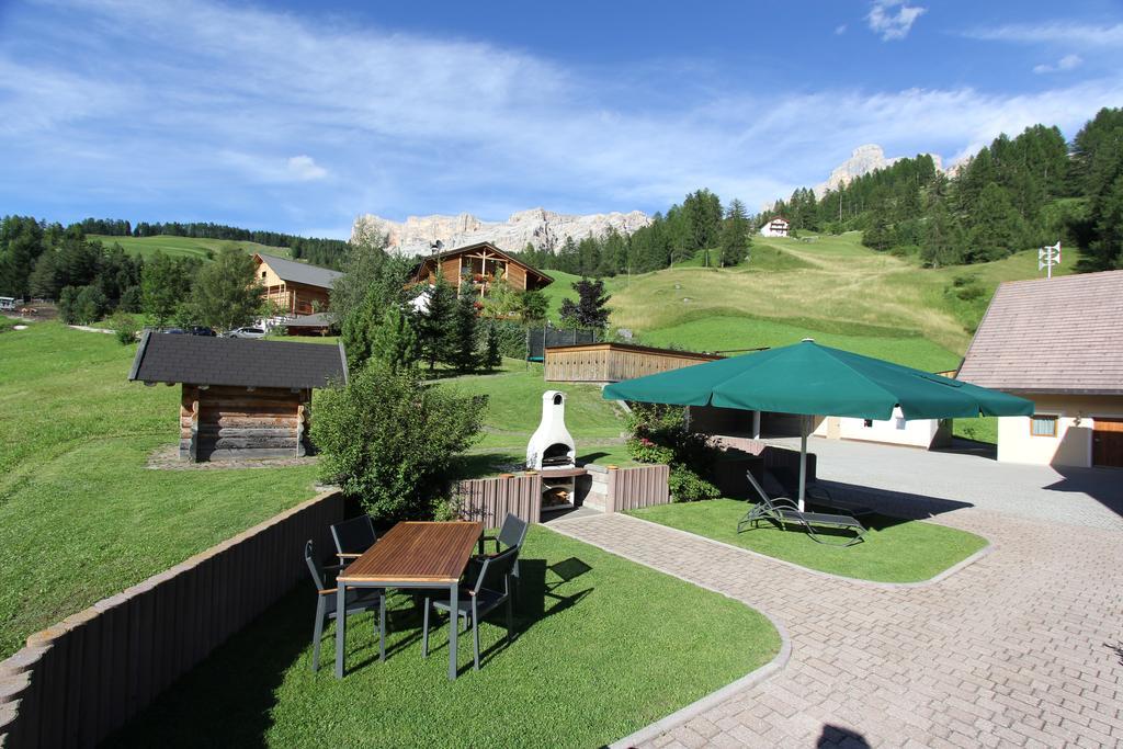 Taela Apartments San Cassiano  Kültér fotó