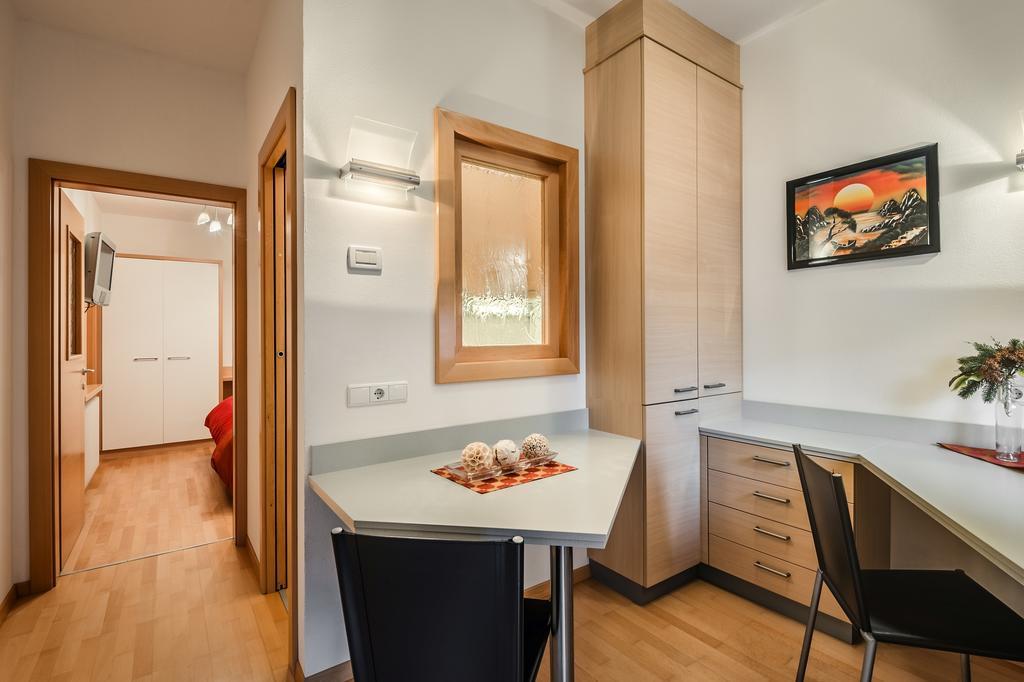 Taela Apartments San Cassiano  Kültér fotó