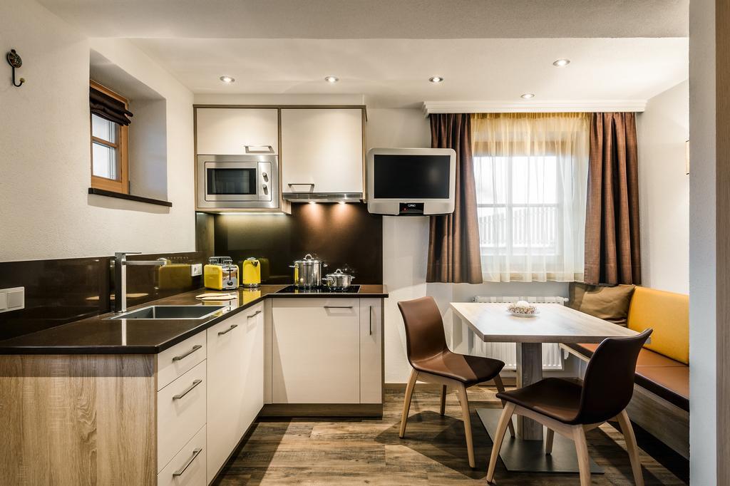 Taela Apartments San Cassiano  Kültér fotó